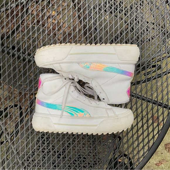 Cool Puma Iridescent Reflective White Size 6C? High Top Lace Up Sneakers! - Picture 12 of 15